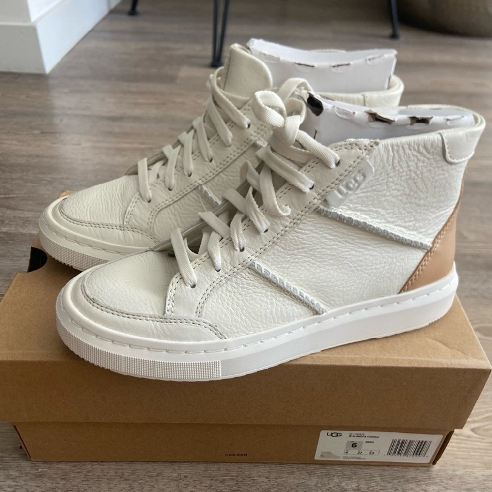 UGG Alameda Chukka Leather Cream and Tan Leather Sneakers